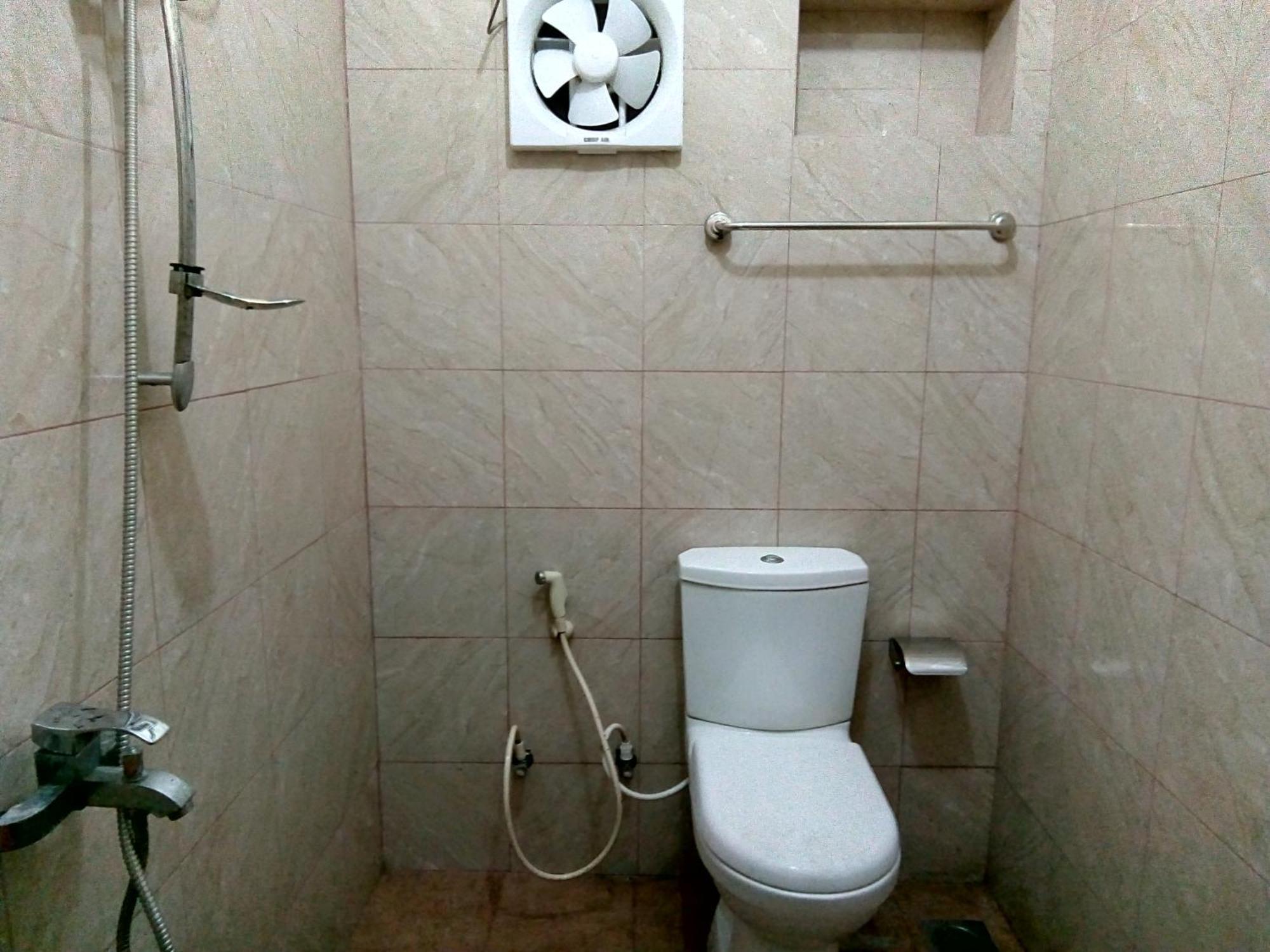 Sri Krishna Bhavan Hotel هاتون الغرفة الصورة