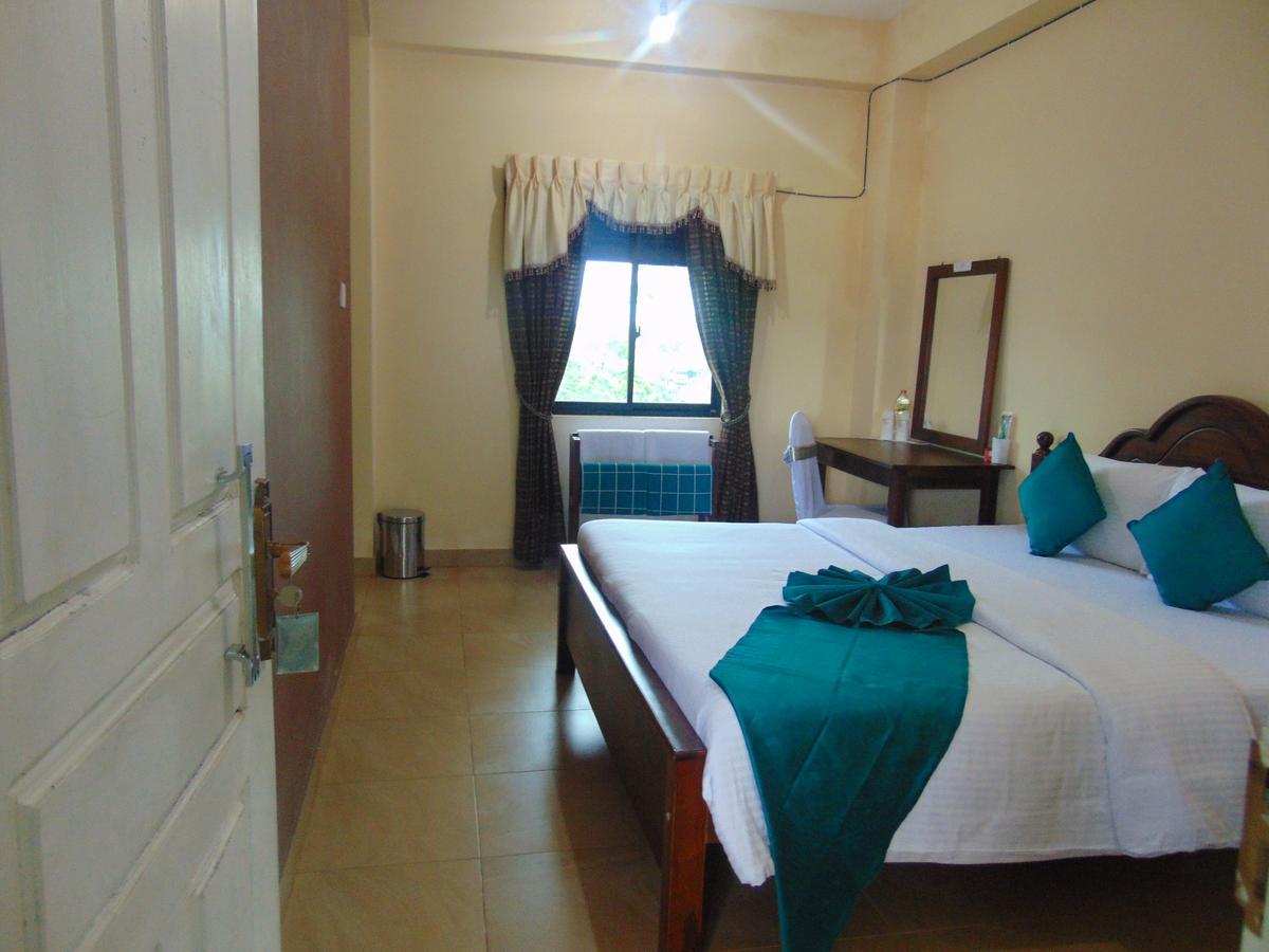 Sri Krishna Bhavan Hotel هاتون المظهر الخارجي الصورة