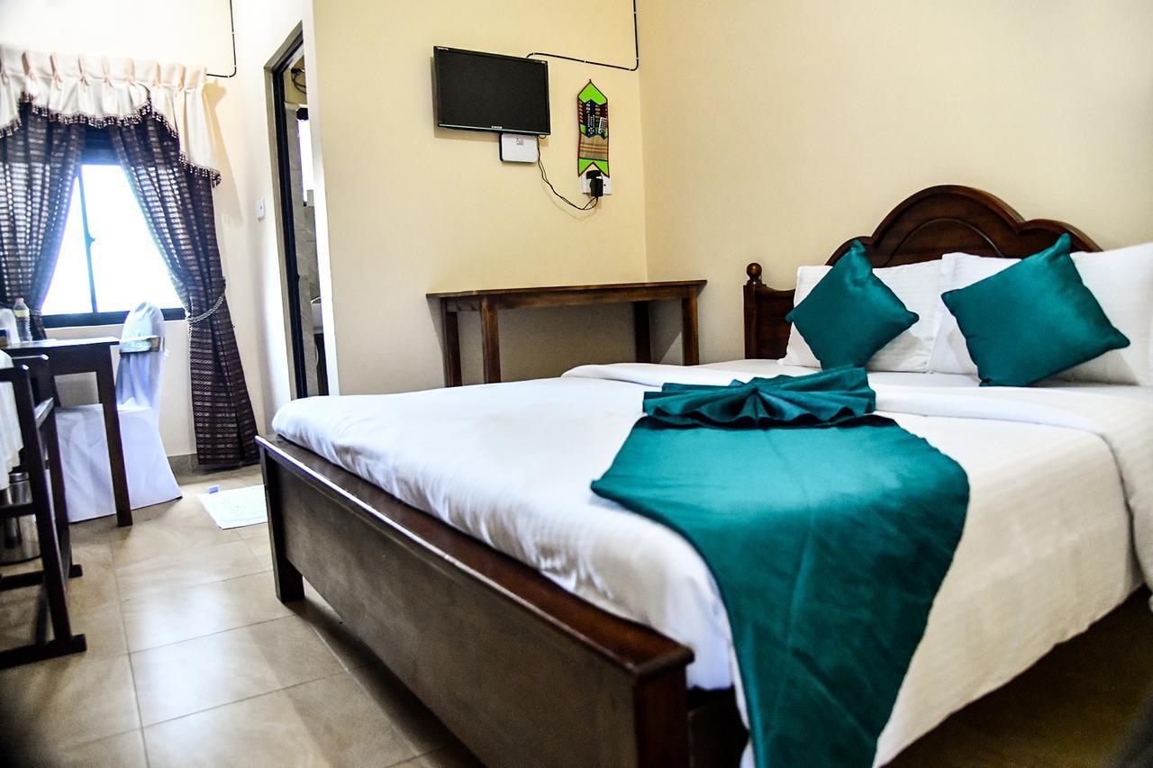 Sri Krishna Bhavan Hotel هاتون المظهر الخارجي الصورة