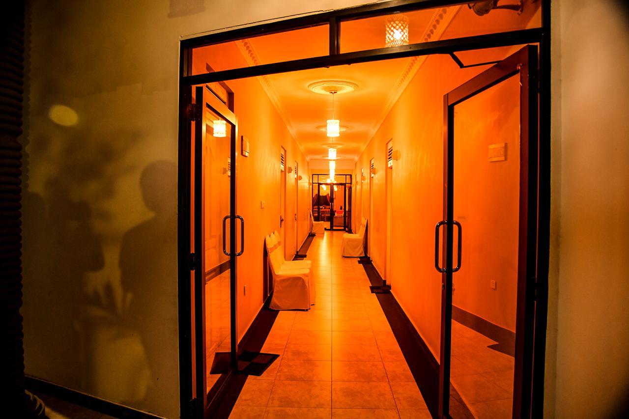 Sri Krishna Bhavan Hotel هاتون المظهر الخارجي الصورة