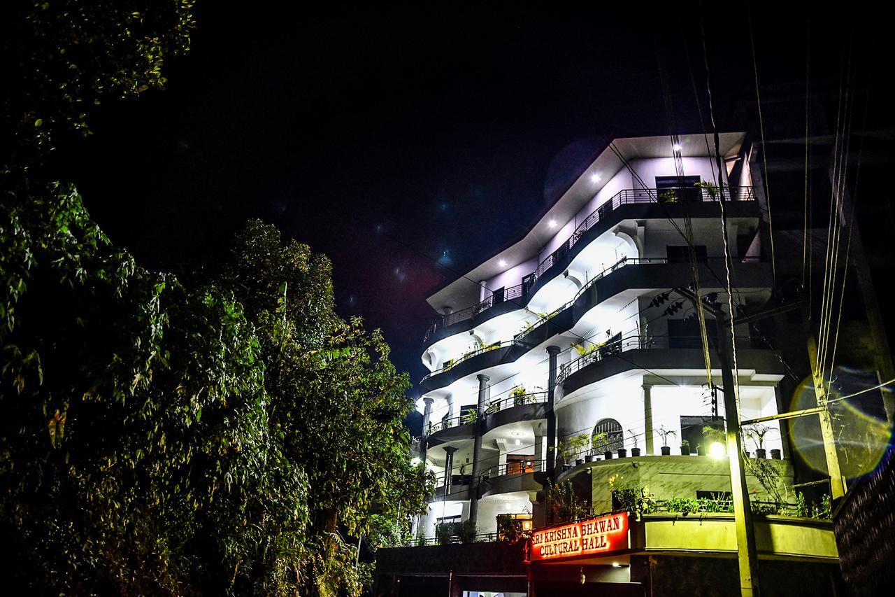 Sri Krishna Bhavan Hotel هاتون المظهر الخارجي الصورة